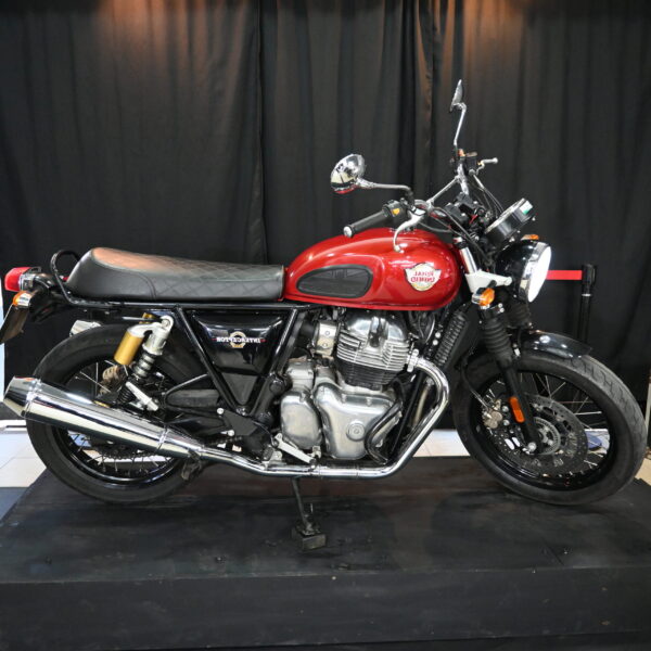 Royal Enfield INTERCEPTOR 650 2023 (18000 kms)