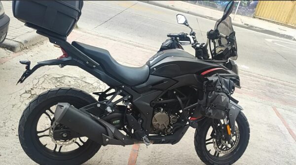 VOGUE DS 300 2023 (28000 kms)