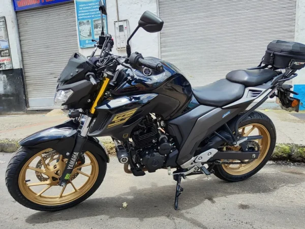 YAMAHA FZ 25 2022 (25000 kms)