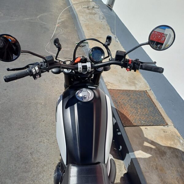 DUCATI SCRAMBLER 800 2023 (15.000kms)