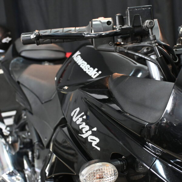 Kawasaki NINJA 250R 2009 (10000 kms)