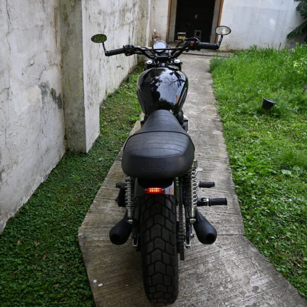 DSC_1268-scaled-1.jpg Triumph Bonneville 800 2013 (6500 kms)