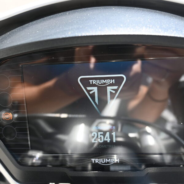 Triumph Street Triple R 2021 (2500 kms)