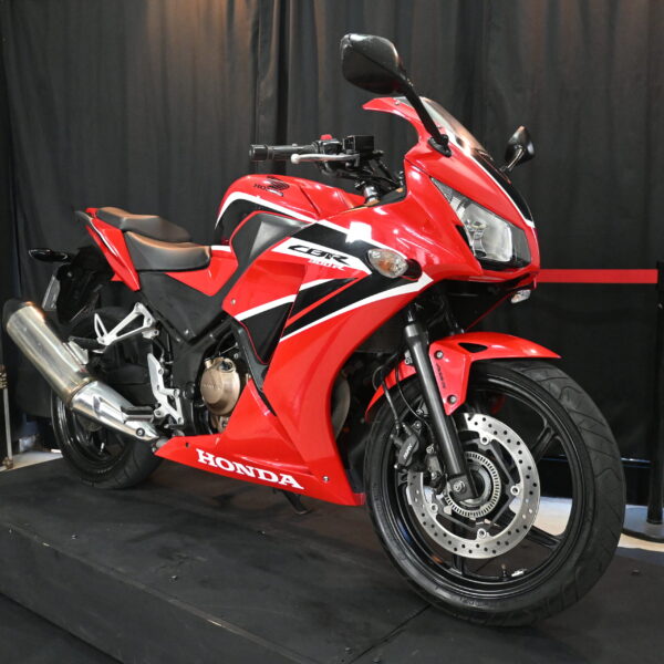 Honda CBR 300 R 2018 (15000 kms) 1209