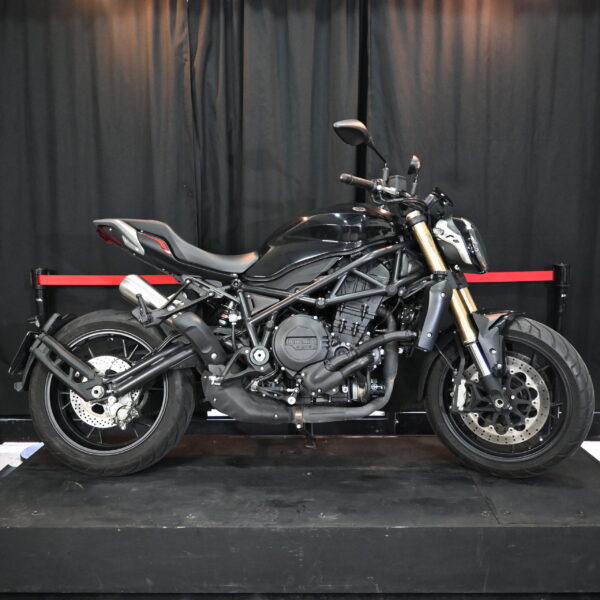 DSC_2334-scaled-1.jpg Benelli S 752 2022 (5000 kms) 1210