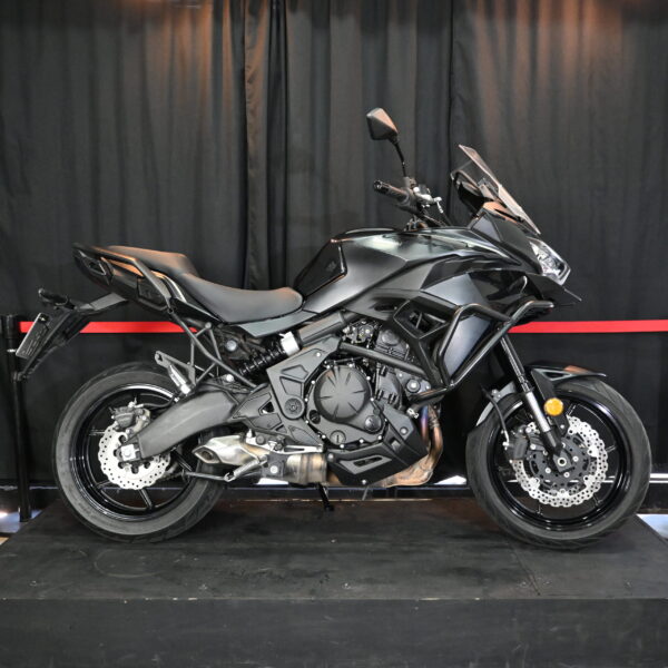 KAWASAKI VERSYS 650 2025 (2500 kms) 1214
