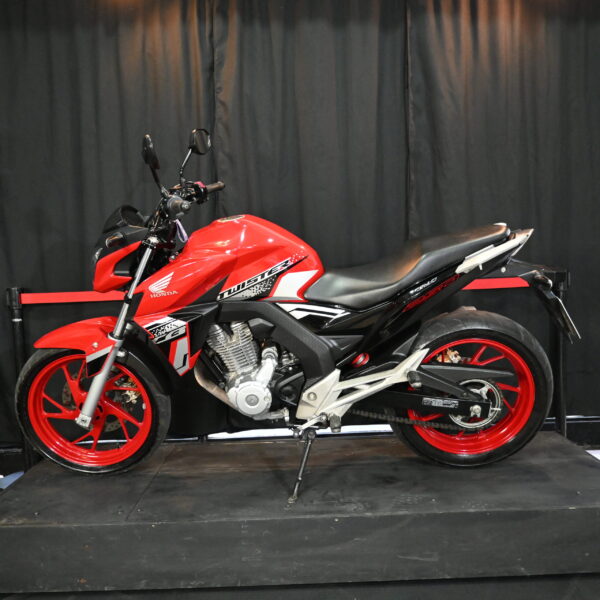 HONDA CB TWISTER 250 2022 (20000 kms) 1216