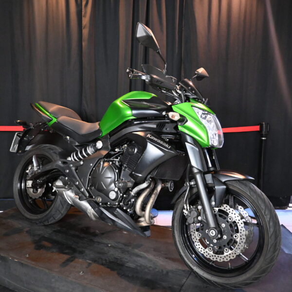 KAWASAKI ER6N 2014 (12000 kms) 1224