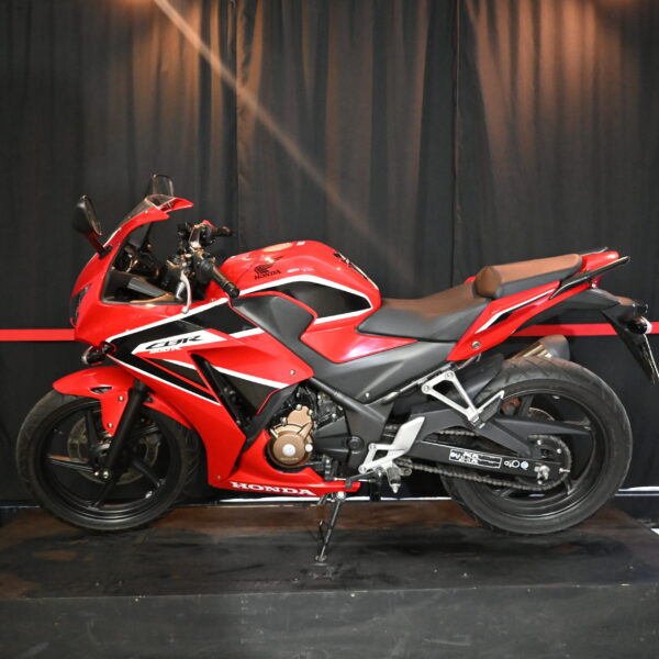 DSC_3514-scaled-1.jpg HONDA CBR 300 2017 (12000 kms) 1219