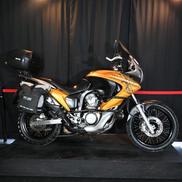 HONDA TRANSALP 700 2018 (29000 kms) 1222