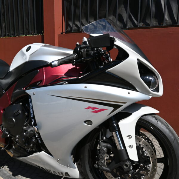 DSC_4669 YAMAHA R1 Crossplane 2009 1000 (36000 kms) 1250