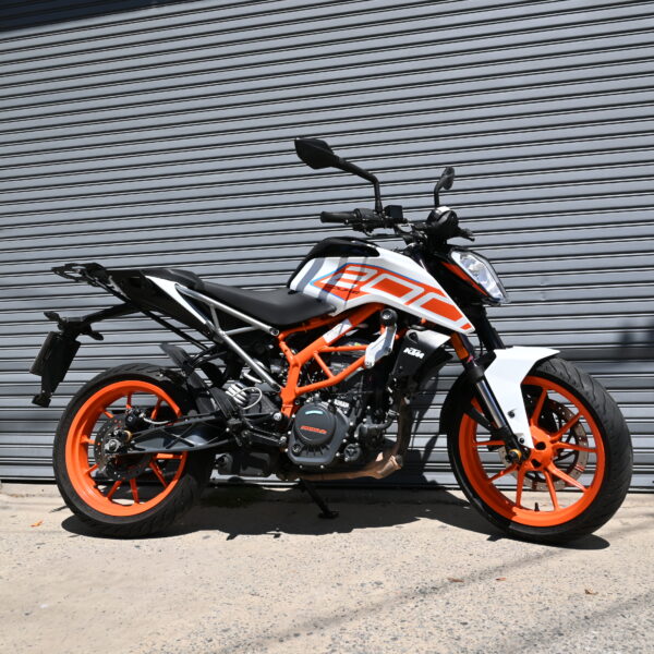 DSC_6126 KTM Duke 200 2024 (19000 kms)