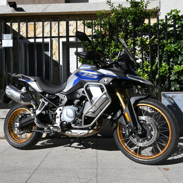 DSC_6280 VOGUE DSX 900 2025 (2500 kms)