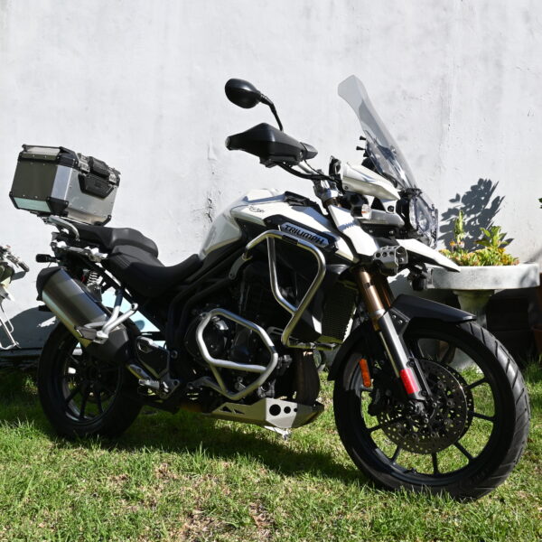 DSC_6479 TRIUMPH Explorer 1200 2013 (25000 kms)