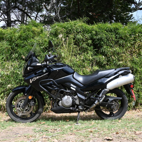 DSC_6657 SUZUKI V STORM 1000 2009 (37000 kms)