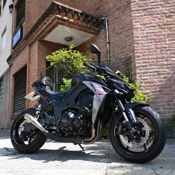 Kawasaki Z 1000 – 2019  (26000 kms)