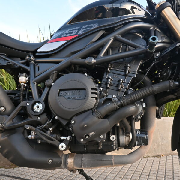 DSC_7842 Benelli 752S – 2022 (14000 kms)