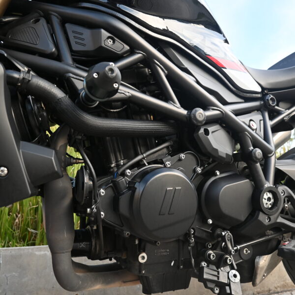 DSC_7859 Benelli 752S – 2022 (14000 kms)