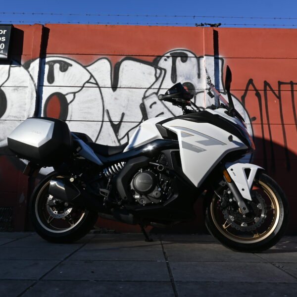 CFMOTO GT 650 – 2024 (18000 kms)