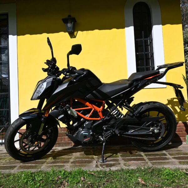 KTM Duke 390 – 2024 (40 kms)