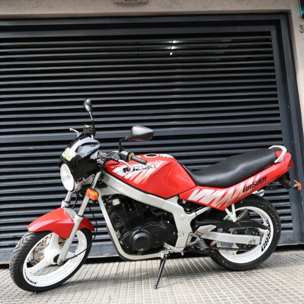 DSC_0838 SUZUKI GS500E – 1992 (70.000 kms)