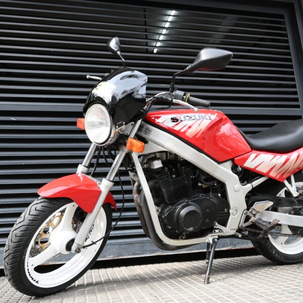 DSC_0845 SUZUKI GS500E – 1992 (70.000 kms)