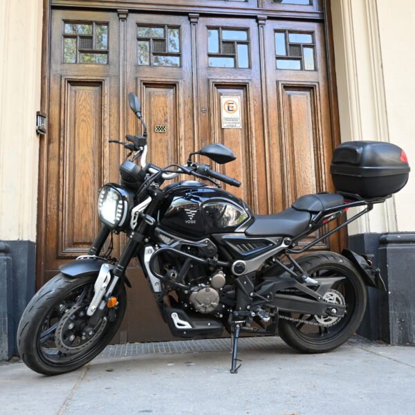DSC_0985 VOGE AC 300 – 2023 (14.500 kms)