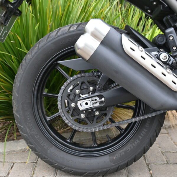 Triumph Scrambler 400 – 2025 (6000 kms)