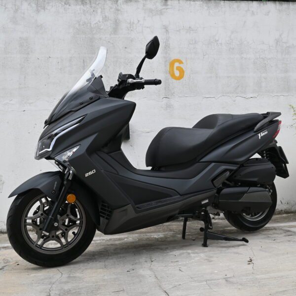 DSC_1098 Kymco X-Town 250 – 2025 (6.500 kms)