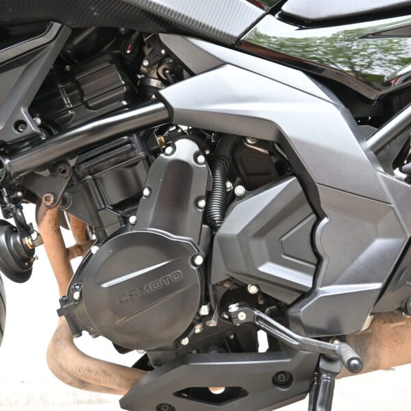 DSC_1217 CFMOTO 650 NK – 2024 (9.500 kms)