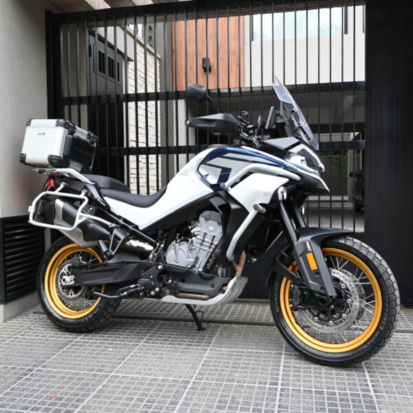 DSC_1251 CFMOTO 800 MT Explorer (17.000 kms)
